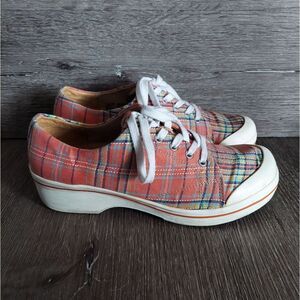 DANSKO WOMENS VEDA CANVAS RETRO SNEAKER MELON SIZE 40 (9.5-10)